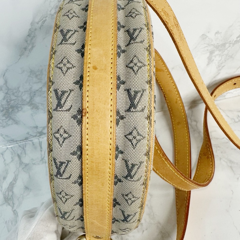 ⛔️SOLD⛔️Louis Vuitton Jeanne Mini Lin crossbody - Picture 7 of 15